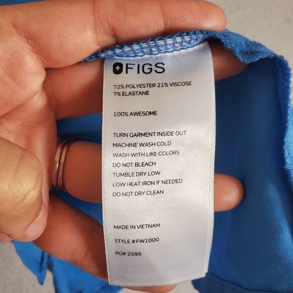 FIGS Women’s Blue Catarina One Pocket Short Sleeve Scrub Top Extra Small - Picture 4 of 5